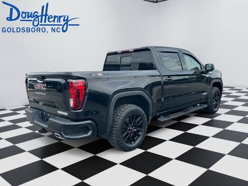 Used 2023 GMC Sierra 1500 Elevation w/ Elevation Premium Package AWD/4WD image 5