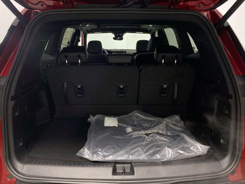 Used 2026 GMC Acadia Elevation w/ Black Edition AWD/4WD image 25