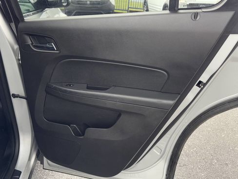 Used 2011 Chevrolet Equinox LT image 46