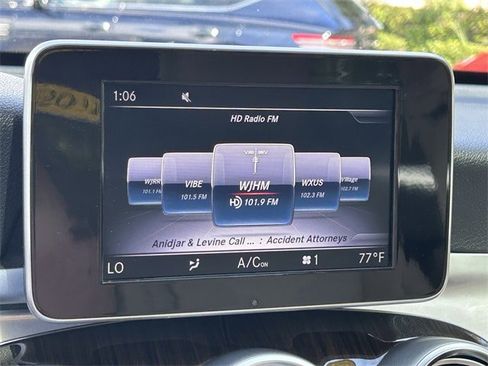 Used 2019 Mercedes-Benz GLC 300 4MATIC image 24