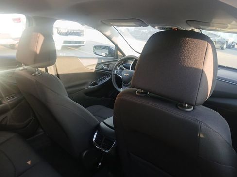 Used 2023 Chevrolet Malibu LT FWD image 17