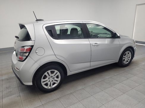 Used 2020 Chevrolet Sonic LT image 10