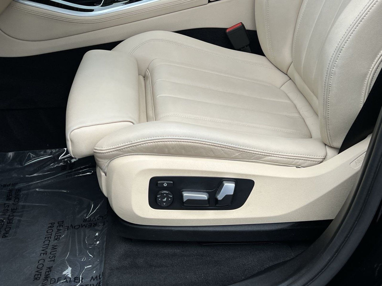 Used 2021 BMW X5 xDrive40i w/ Convenience Package AWD/4WD image 15