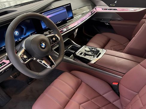 New 2026 BMW 760i xDrive w/ Executive Package AWD/4WD image 4