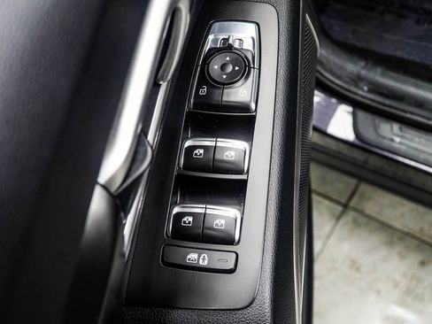 Used 2025 Kia Telluride S FWD image 38