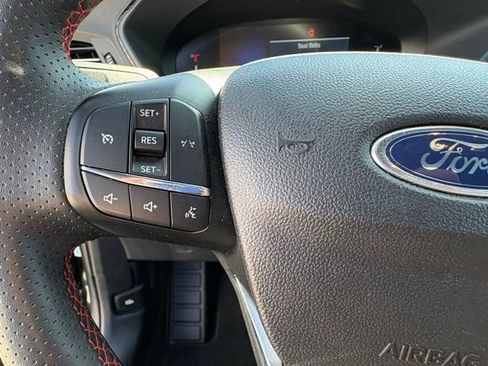 Used 2025 Ford Escape ST-Line AWD/4WD image 14