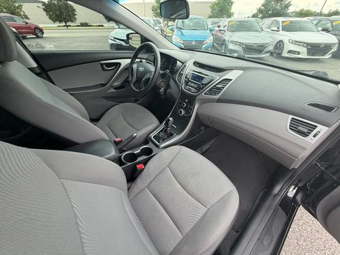 Used 2014 Hyundai Elantra SE FWD image 27