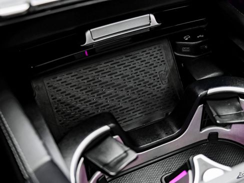 Used 2022 Mercedes-Benz GLS 63 AMG 4MATIC w/ Warmth & Comfort Package image 59