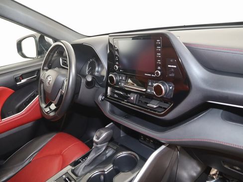 Used 2022 Toyota Highlander XSE image 43