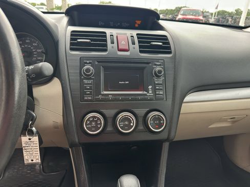 Used 2014 Subaru Crosstrek 2.0i Limited AWD/4WD image 18
