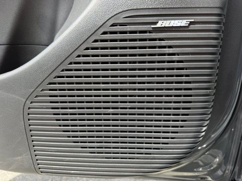Used 2024 Hyundai Kona Limited FWD image 10
