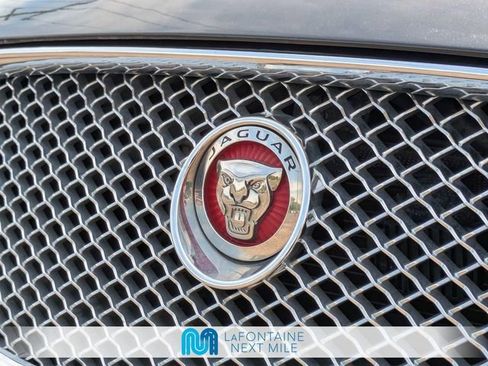 Used 2015 Jaguar XF Sport AWD/4WD image 9