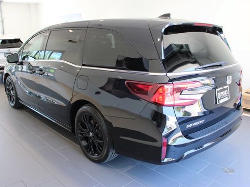 Used 2025 Honda Odyssey Sport-L image 35