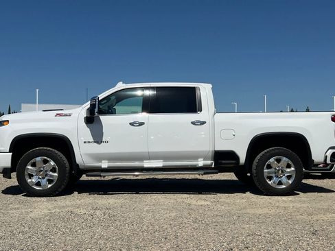 Used 2021 Chevrolet Silverado 2500 LTZ w/ Z71 Chrome Sport Edition AWD/4WD image 6