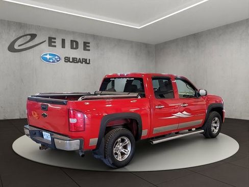 Used 2007 Chevrolet Silverado 1500 LTZ w/ Safety Package AWD/4WD image 4
