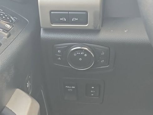 Used 2020 Ford F150 Lariat w/ Equipment Group 502A Luxury AWD/4WD image 36