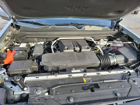 New 2025 Chevrolet Colorado LT RWD image 27