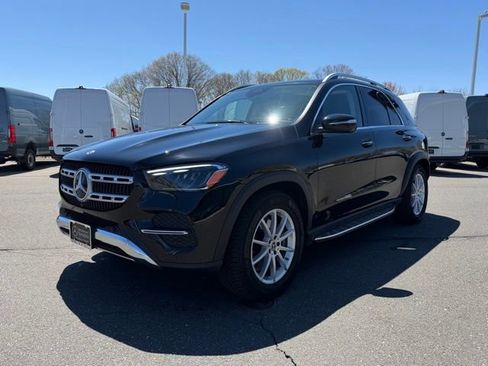 Used 2026 Mercedes-Benz GLE 350 4MATIC image 3