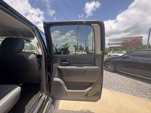 Used 2023 RAM 1500 Tradesman w/ Tradesman SXT Package AWD/4WD image 30