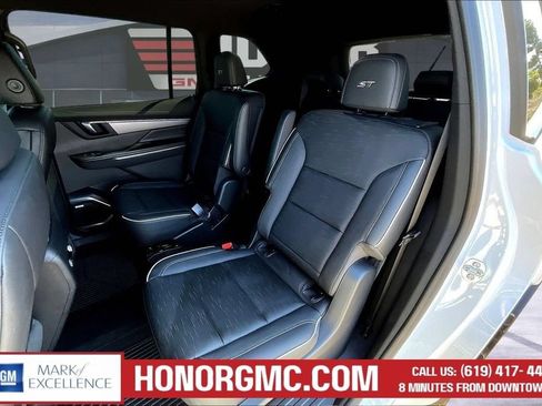 Certified 2025 Buick Enclave Sport Touring w/ LPO, Floor Liner Package FWD image 23