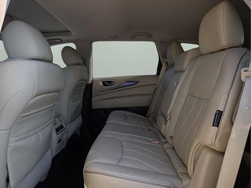Used 2020 INFINITI QX60 Luxe w/ Essential Package FWD image 10