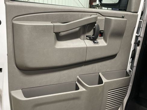 Used 2023 Chevrolet Express 2500 w/ Driver Convenience Package image 12