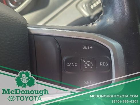 Used 2019 RAM 1500 Big Horn AWD/4WD image 14