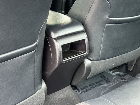 Used 2017 Toyota Camry SE image 14