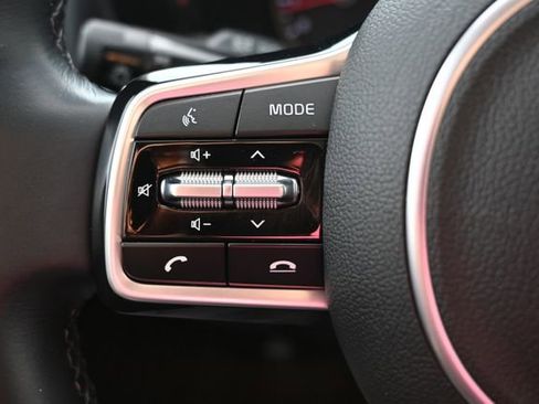 Used 2022 Kia Sorento S w/ Panoramic Sunroof Package image 36