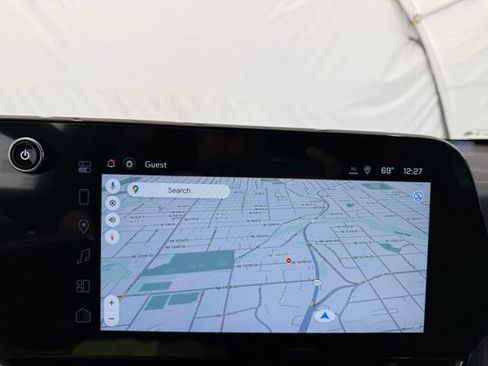 New 2026 Chevrolet Equinox LT w/ Midnight Edition AWD/4WD image 32