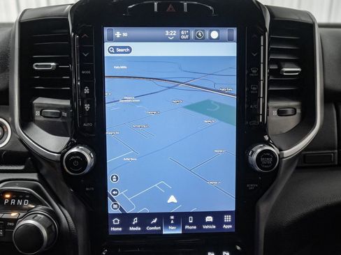 Used 2024 RAM 2500 Big Horn w/ Sport Appearance Package image 22