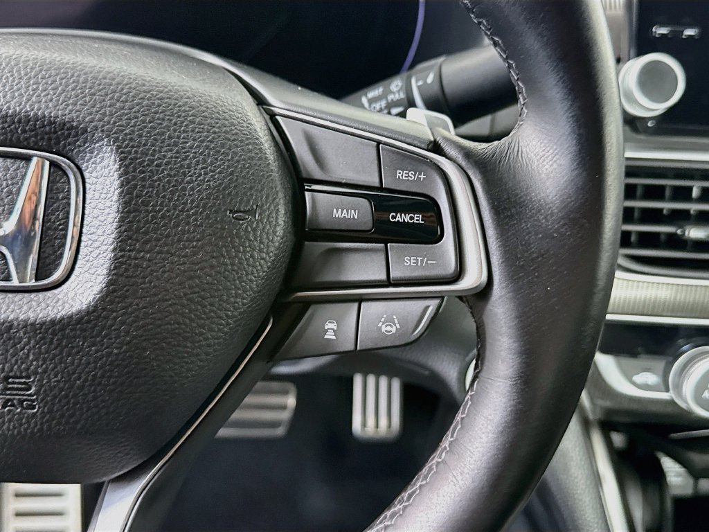 Certified 2018 Honda Accord Sport image 12