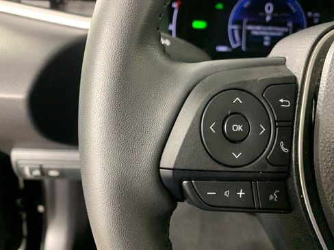 Used 2024 Toyota Corolla XLE image 19