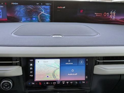 New 2025 Lincoln Navigator Reserve image 12