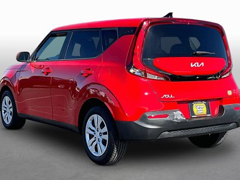Used 2022 Kia Soul LX FWD image 11