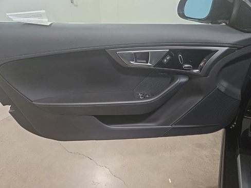 Used 2017 Jaguar F-TYPE Coupe RWD image 19