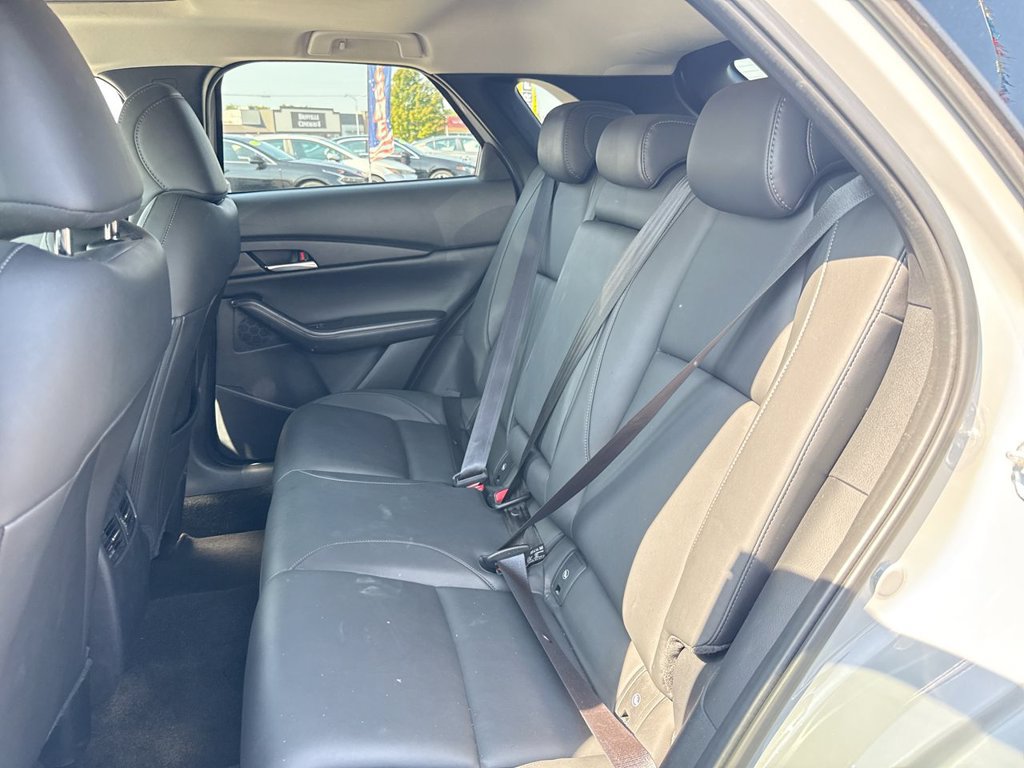 Used 2025 MAZDA CX-30 AWD 2.5 S w/ Preferred Package image 19