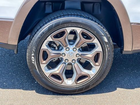 Used 2020 RAM 1500 Limited AWD/4WD image 17