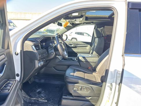 Certified 2023 GMC Yukon XL Denali w/ Denali Reserve Package image 20