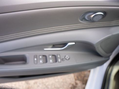 New 2025 Hyundai Elantra Sport image 17