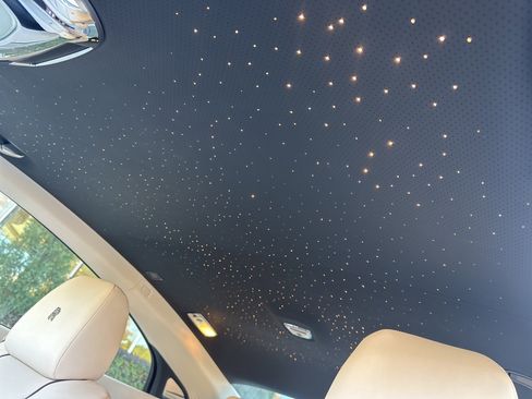 Used 2014 Rolls-Royce Wraith image 3