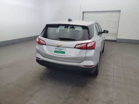 Used 2019 Chevrolet Equinox LS FWD image 7