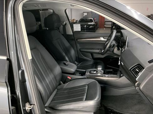 Used 2023 Audi Q5 2.0T Premium Plus w/ Premium Plus Package image 10