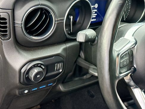 Used 2023 Jeep Wrangler Unlimited Sahara w/ Cold Weather Group AWD/4WD image 11