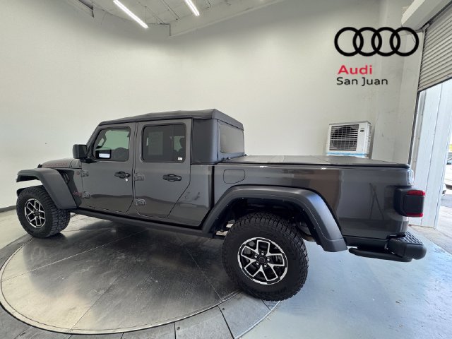 Used 2025 Jeep Gladiator Rubicon w/ Safety Group AWD/4WD image 41