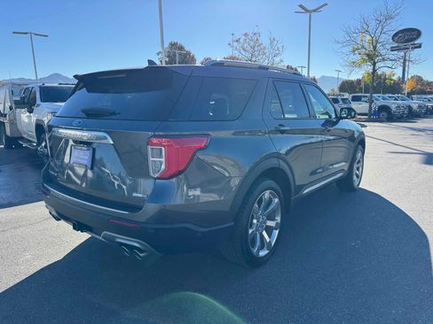 Certified 2020 Ford Explorer Platinum w/ Premium Technology Package image 7