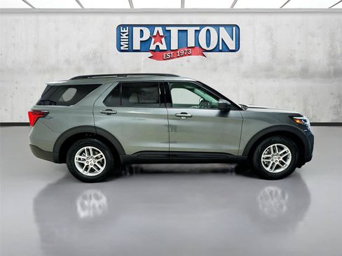 New 2026 Ford Explorer Active w/ Active Comfort Package RWD image 8