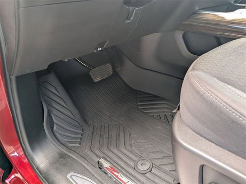 Used 2024 Chevrolet Silverado 1500 LT Trail Boss image 16