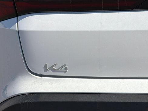 New 2026 Kia K4 FWD image 20