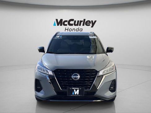 Used 2023 Nissan Kicks SR w/ SR Premium Package image 8